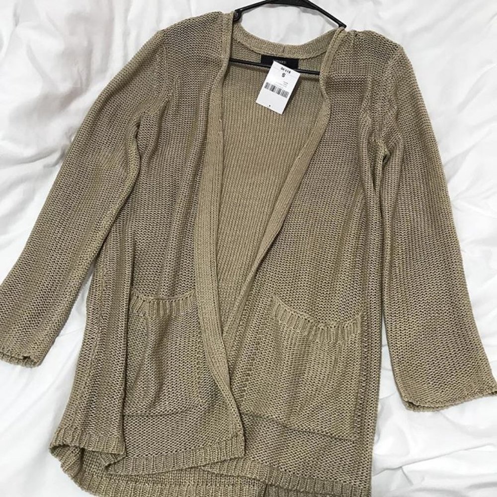♥️BRAND NEW BROWN CARDIGAN♥️